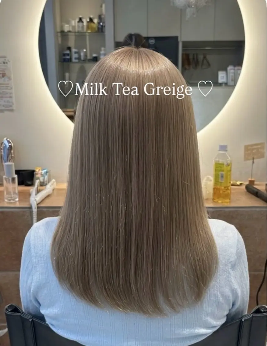セミロング カラー グレージュ ミルクティーグレージュ ヘアカラー 横浜⭐️カラー モデル🦋あみ🦋のヘアスタイル