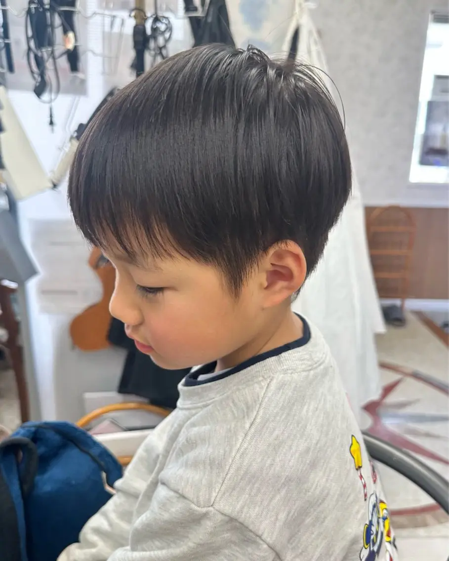キッズ 髪質改善のプロ✨りな さんのヘアスタイル