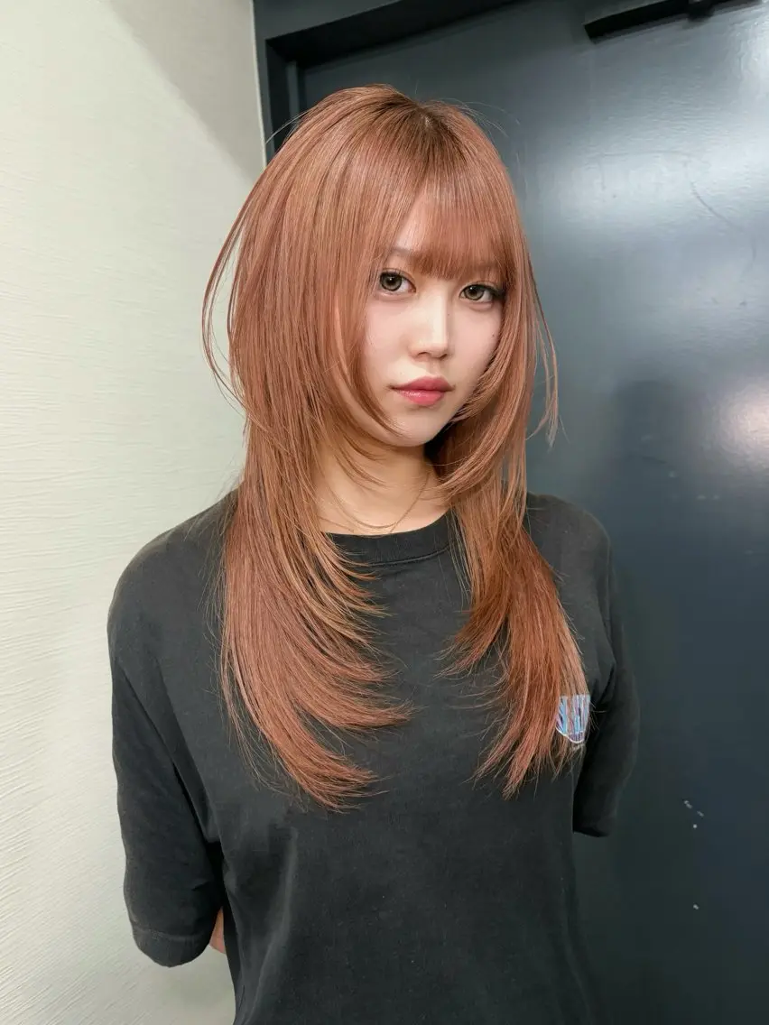 セミロング カラー カット ヘアカラー トリートメント jyui/原宿 ハイトーン/デザインのヘアスタイル