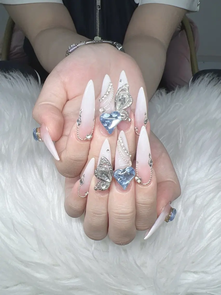 ネイル ハンドネイル Lee Nails チップ長さだし専門店のネイルデザイン