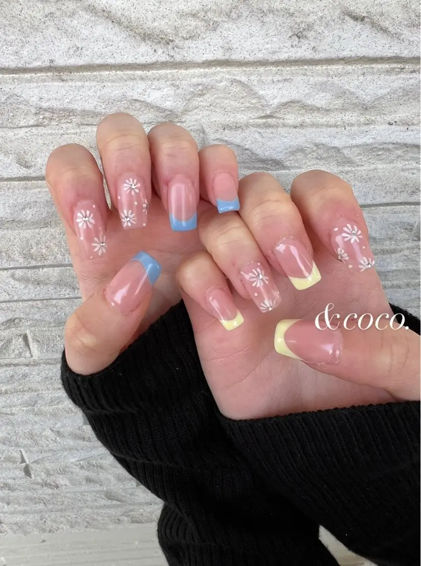 ネイル フレンチネイル 春ネイル ＆ coco.のネイルデザイン