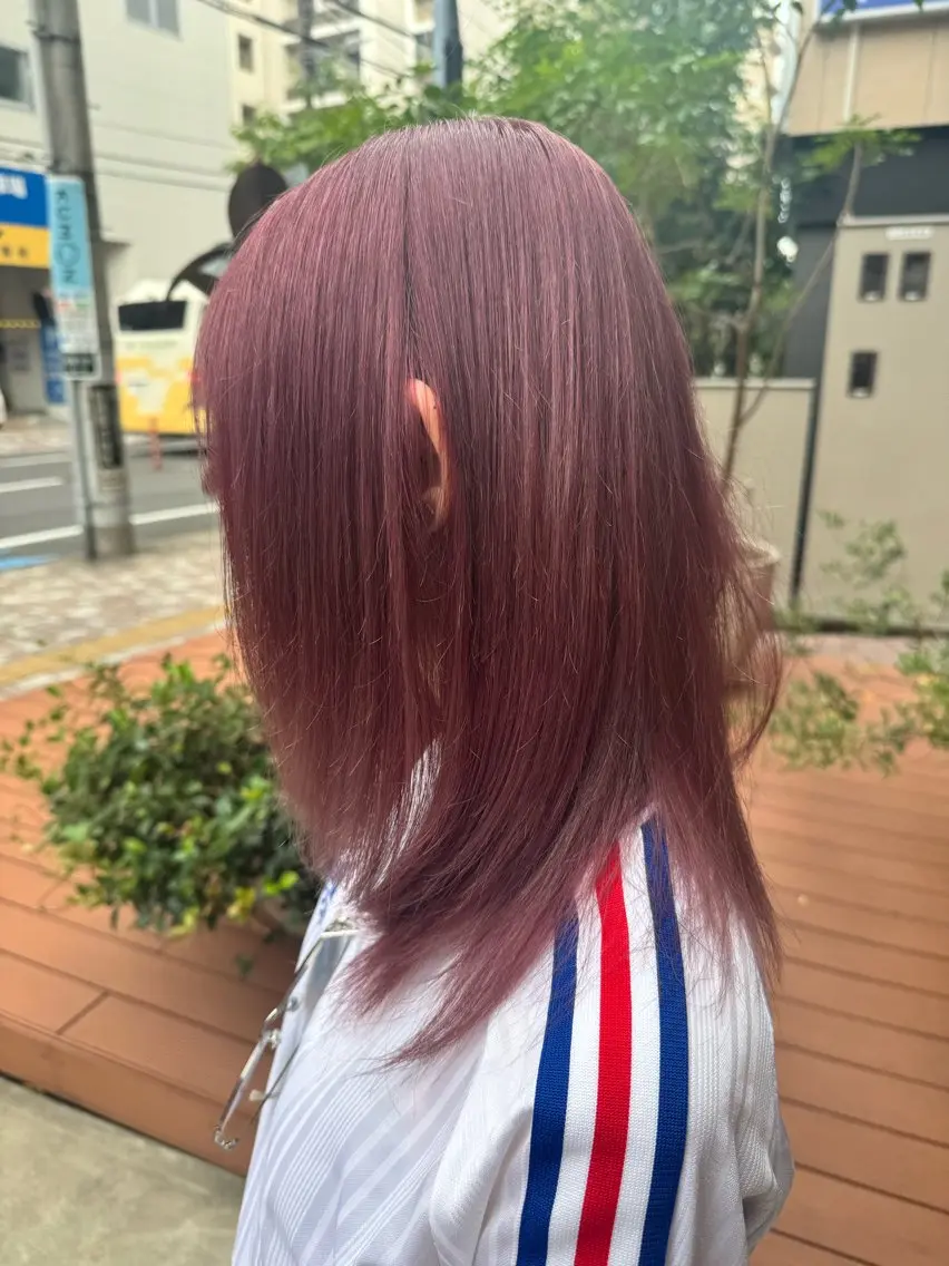 ミディアム カラー ピンクカラー ヘアカラー トリートメント 🫧🧸カラーヘアメ 🫧MIO🧸🫧のヘアスタイル