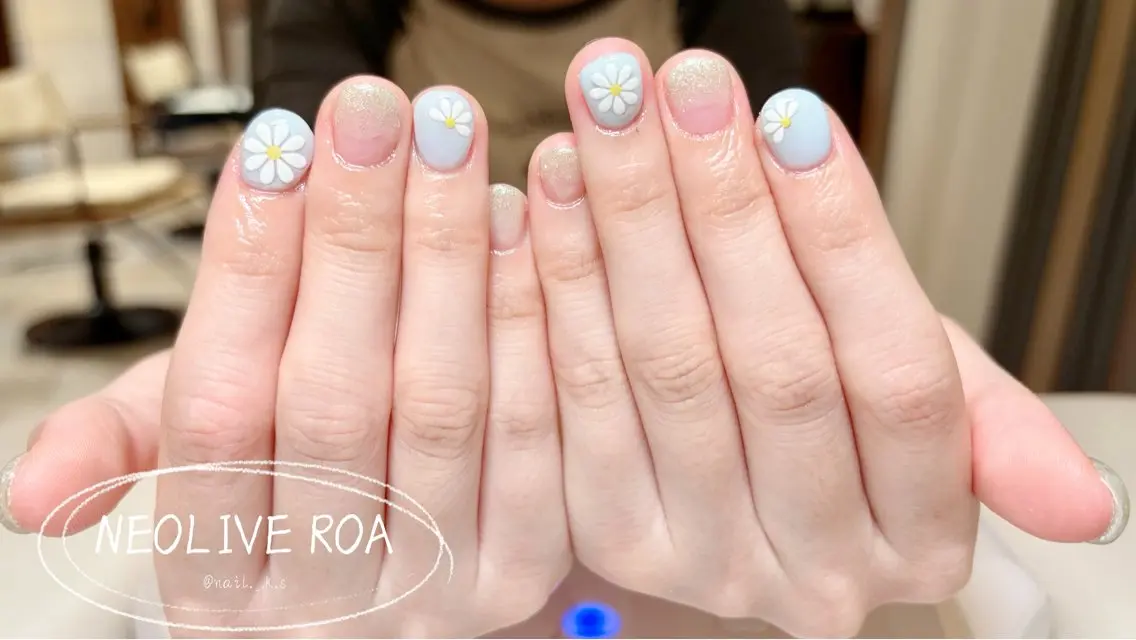 ネイル ラメ(グリッター) ラメグラデーション ワンカラーネイル ハンドネイル 【ROA】 kaho✩.*˚のネイルデザイン