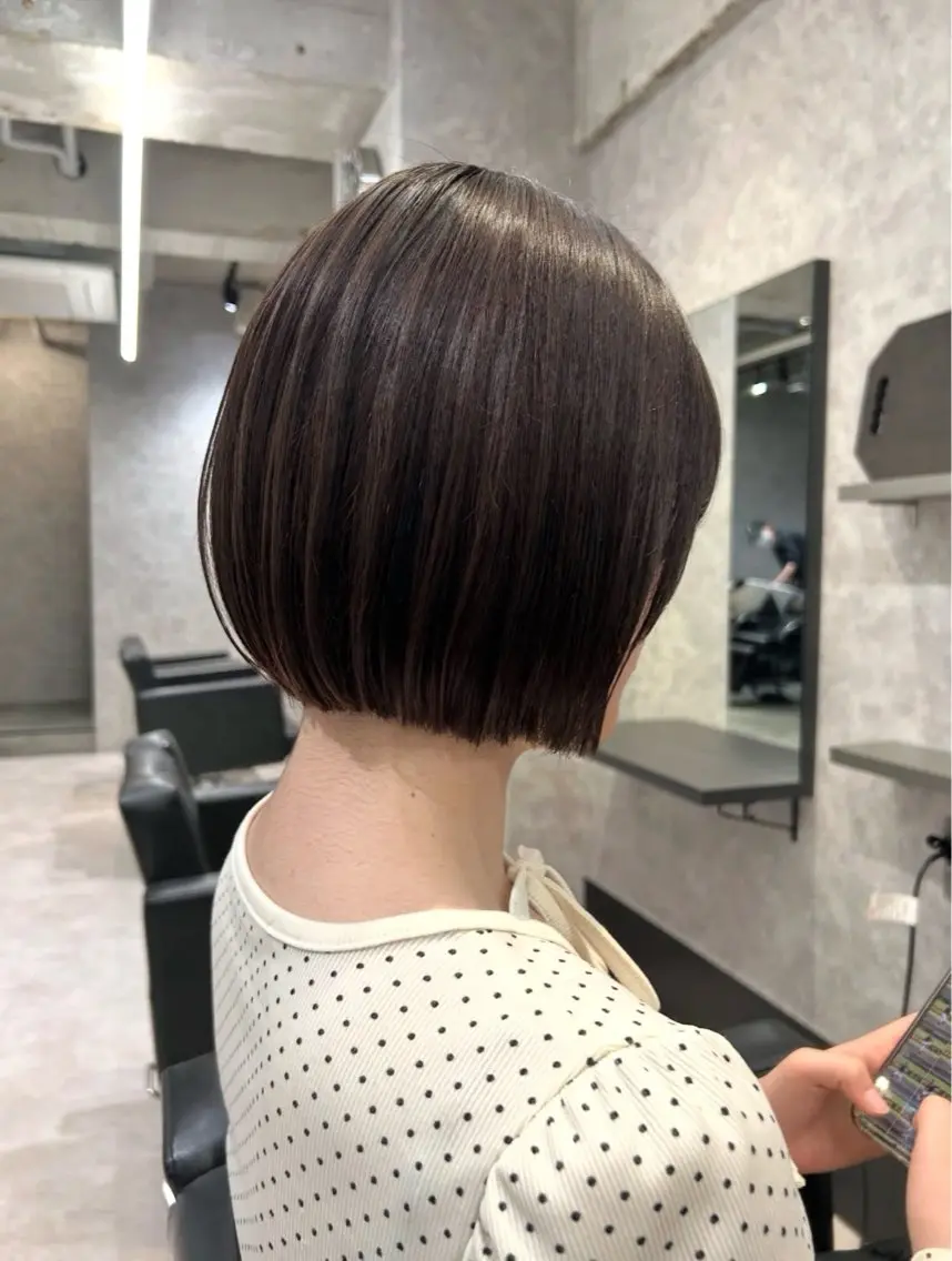 ショート ヘアアレンジ カット ヘアカラー 李奈🌼レイヤー/ 透明感カラーブリーチのヘアスタイル