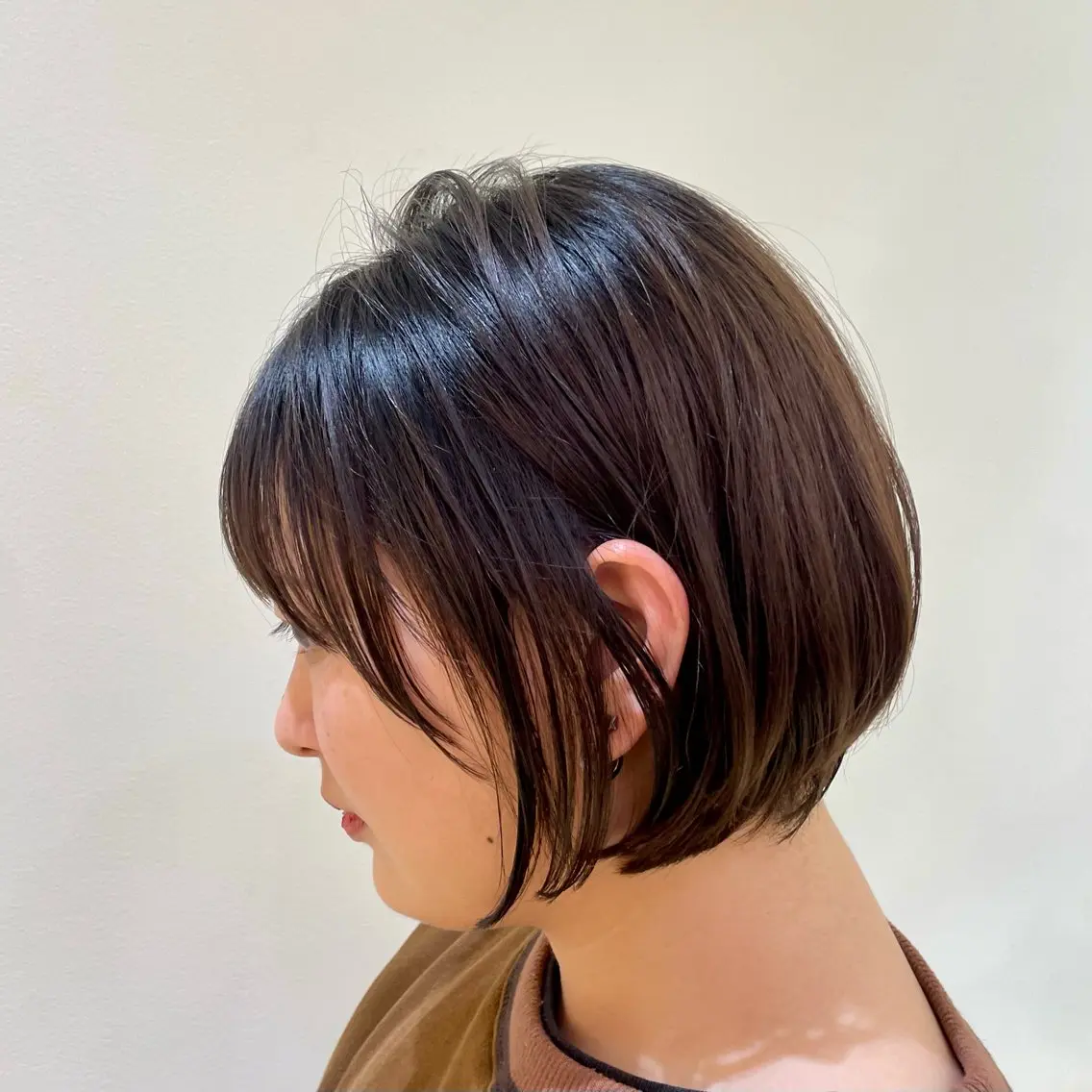 ショート カラー ショートボブ ボブ 顔周りカット 似合わせカット ショートヘア 丸山 愛唯のヘアスタイル