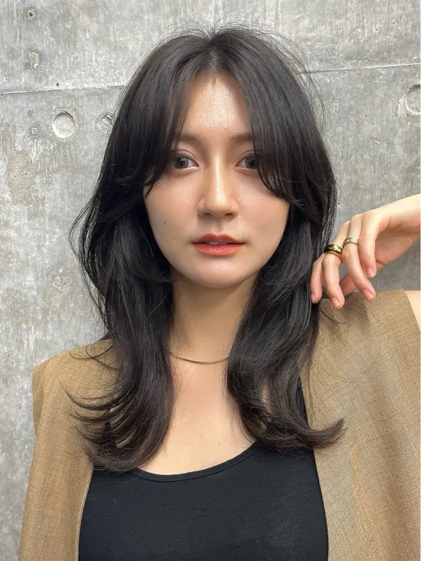 セミロング くびれヘア レイヤーカット 愛されヘア♪ 大森春奈のヘアスタイル