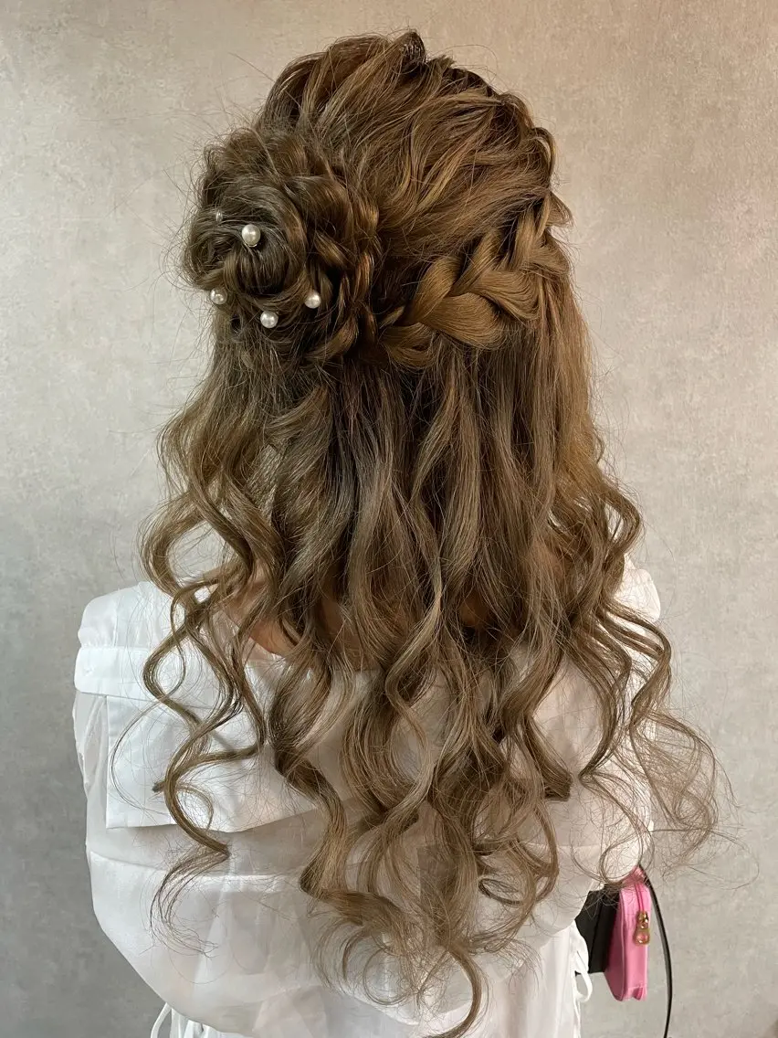 360°可愛い!似合わせヘアアレンジの写真