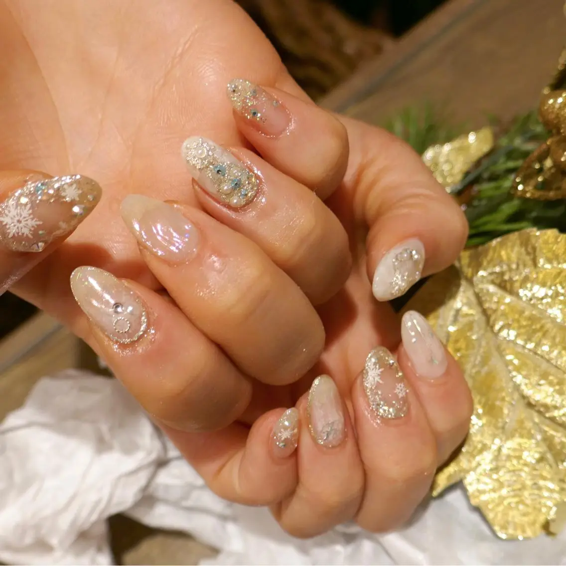 ネイル シルバー 冬ネイル クリスマス ハンドネイル Chipieee Tokyoのその他イメージ