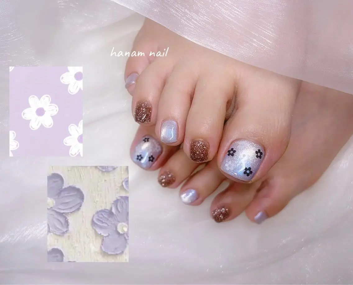 ネイル フットネイル ホログラムネイル フットネイル hanam nail 🌿🩵ハナムネイルのネイルデザイン