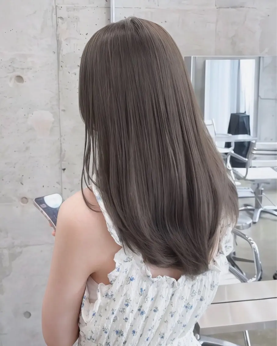ロング カラー ブリーチ グレージュ ミント ブリーチなしカラー カット ヘアカラー トリートメント 高橋大樹/グレー ジュ/ブリーチなしのヘアスタイル