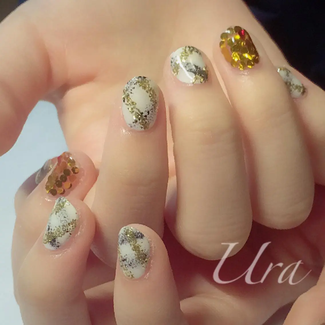 ネイル ゴールド UrakoNail 《nail》のネイルデザイン