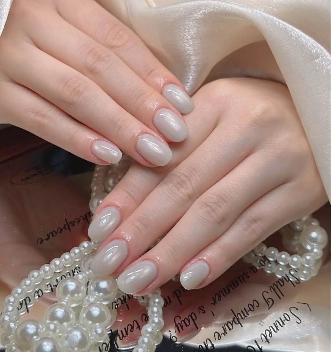 ネイル オーロラネイル べっ甲ネイル チークネイル 成人式 長さ出し ハンドネイル ハンドケア For you. Nail Salonのネイルデザイン