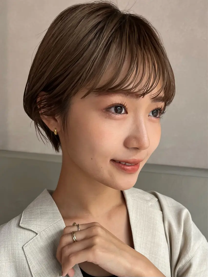 ショート ショートヘア 髪質改善カラー Unami 太田英寿のヘアスタイル