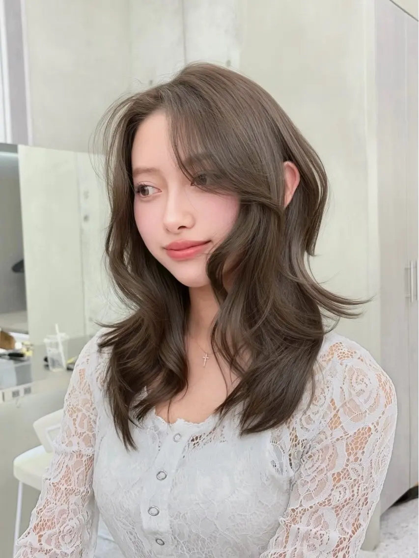 ミディアム ヘアカラー トリートメント 韓国レイヤー ☁️🫧森ハリス誠一のヘアスタイル