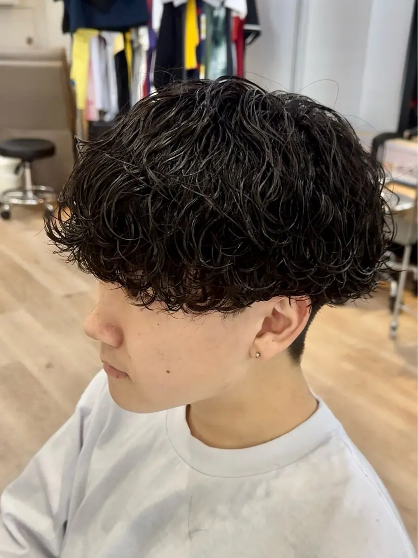 🚨 ✝️10代~20代限定メンズ限定🚨⭐️メンズパーマ➕カット⭐️⚠️詳細のご確認よろしくお願いいたします⚠️🔥の写真