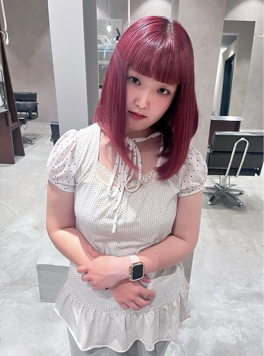 カラー nehus ichikaのヘアスタイル