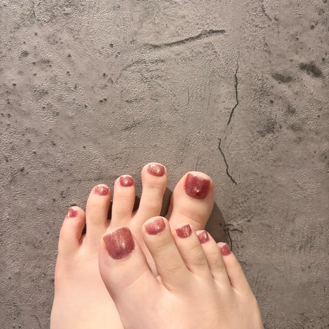 ネイル フラッシュネイル フラッシュマグ フットネイル ピンク 赤色 Viel💅 〜himene〜のネイルデザイン