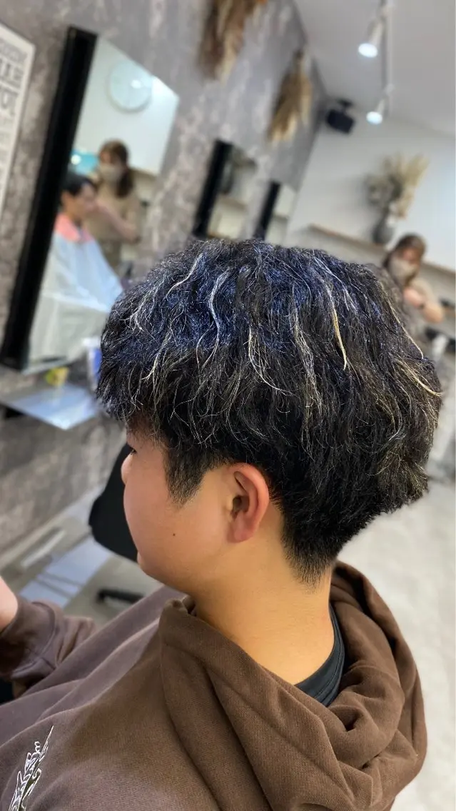【メンズ限定】メッシュキャップハイライト&カットの写真