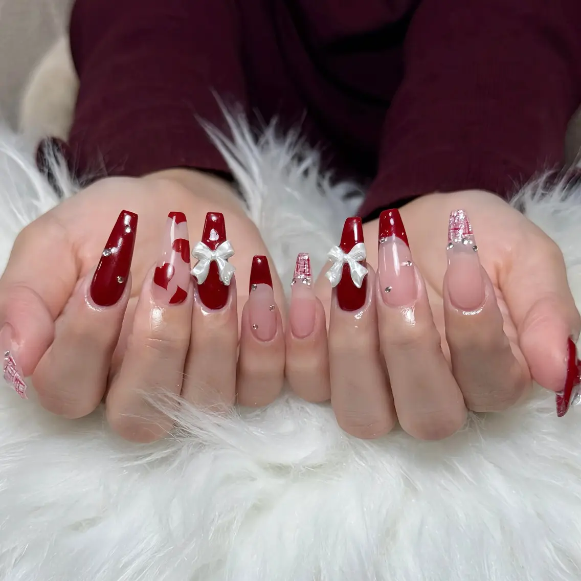 ネイル オーロラネイル ボルドー ブラウン 氷ネイル・うるうるネイル キラキラネイル ハンドネイル Julli NailStudioのネイルデザイン