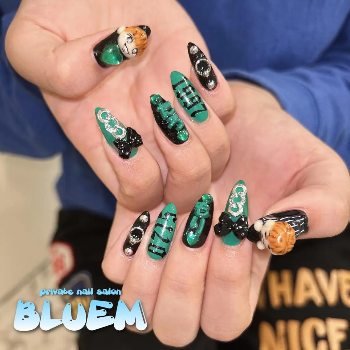 ネイル ハンドネイル BLUEM なな🐶のネイルデザイン