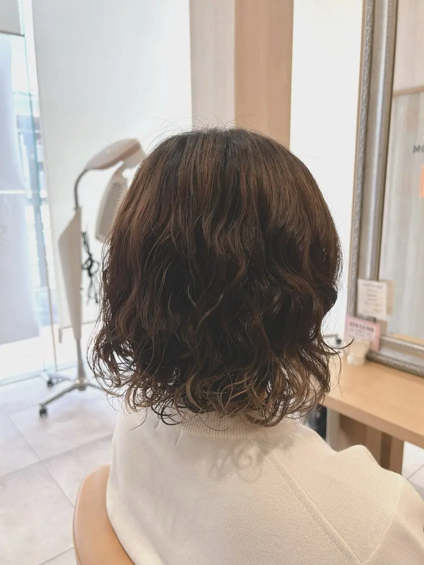 ミディアム パーマ ミディアムパーマ 鬼童 友稀 ✨️艶カラー診断✨️のヘアスタイル