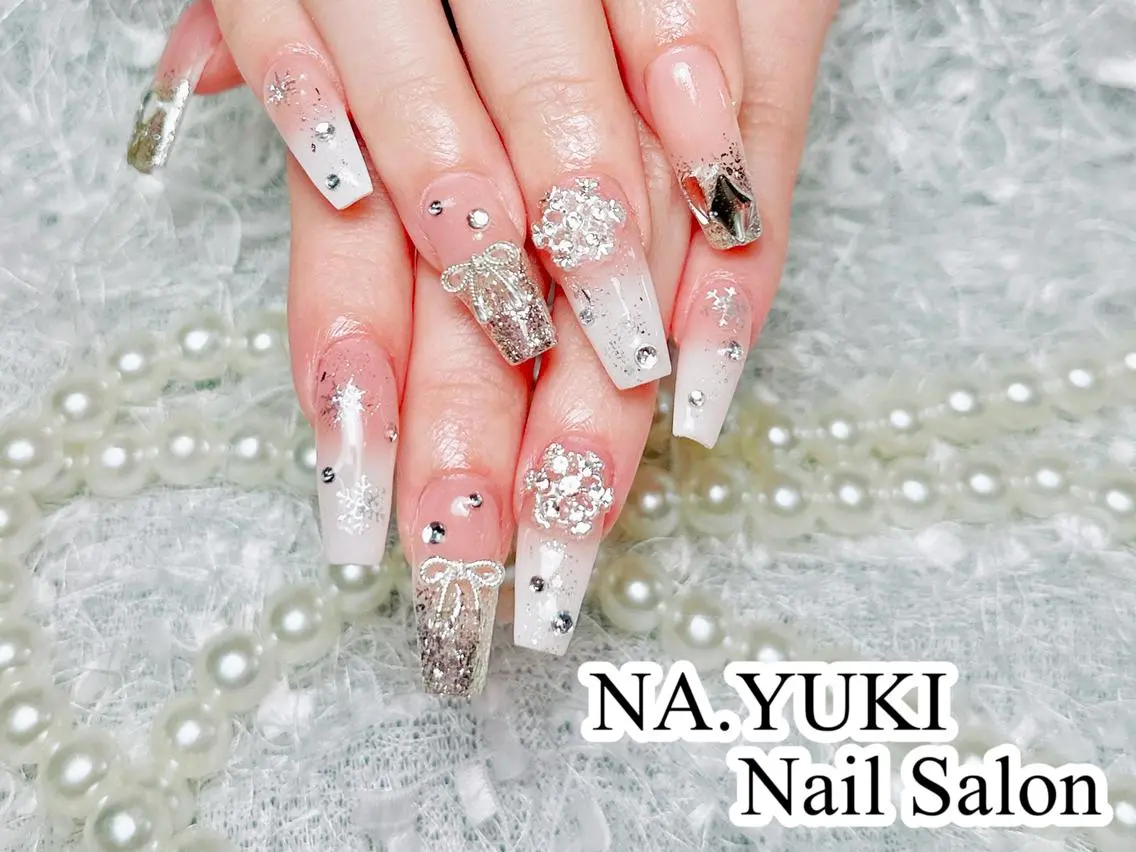 ネイル ゴージャス ハート ロングネイル ワンカラーネイル ピンク 🌸Mika 🌸のネイルデザイン