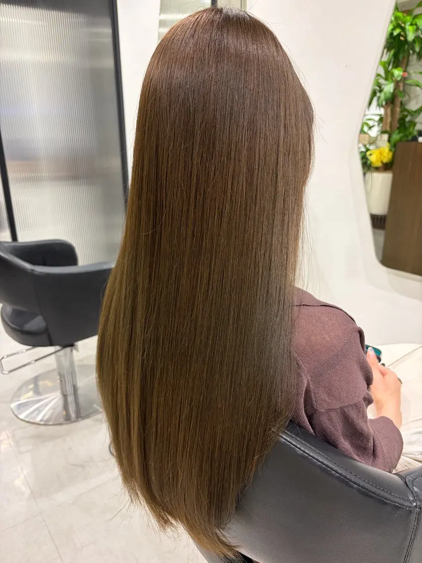 ロング 顔まわりレイヤー 髪質改善 レイヤーカット トリートメント カット ヘアカラー トリートメント 銀座/髪質改善/ 艶カラー/岸田佳祐のヘアスタイル