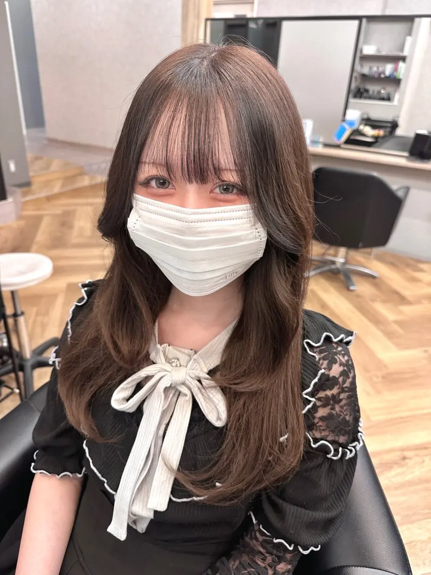 カラー ブラウンカラー R ／うる艶カラーのヘアスタイル