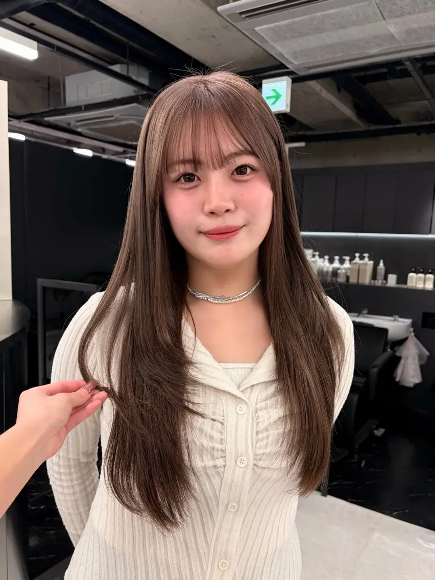 ロング カラー カット ヘアカラー カラー/エクステ 🤍ルナのヘアスタイル