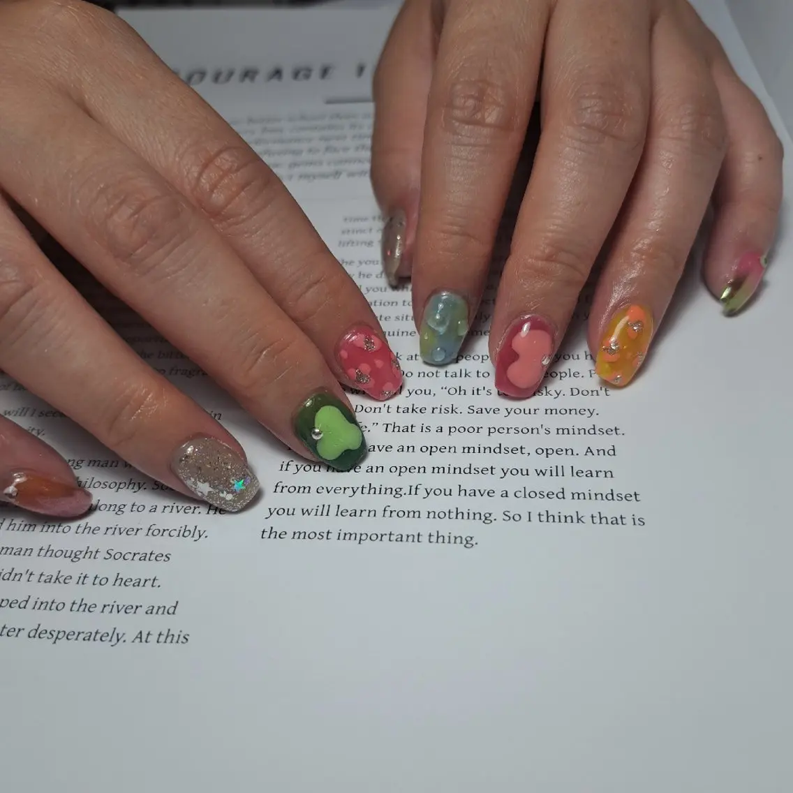ネイル アートネイル ジェルネイル 持ち込み ハンドネイル Nail mood デザイン持ち込みokのネイルデザイン
