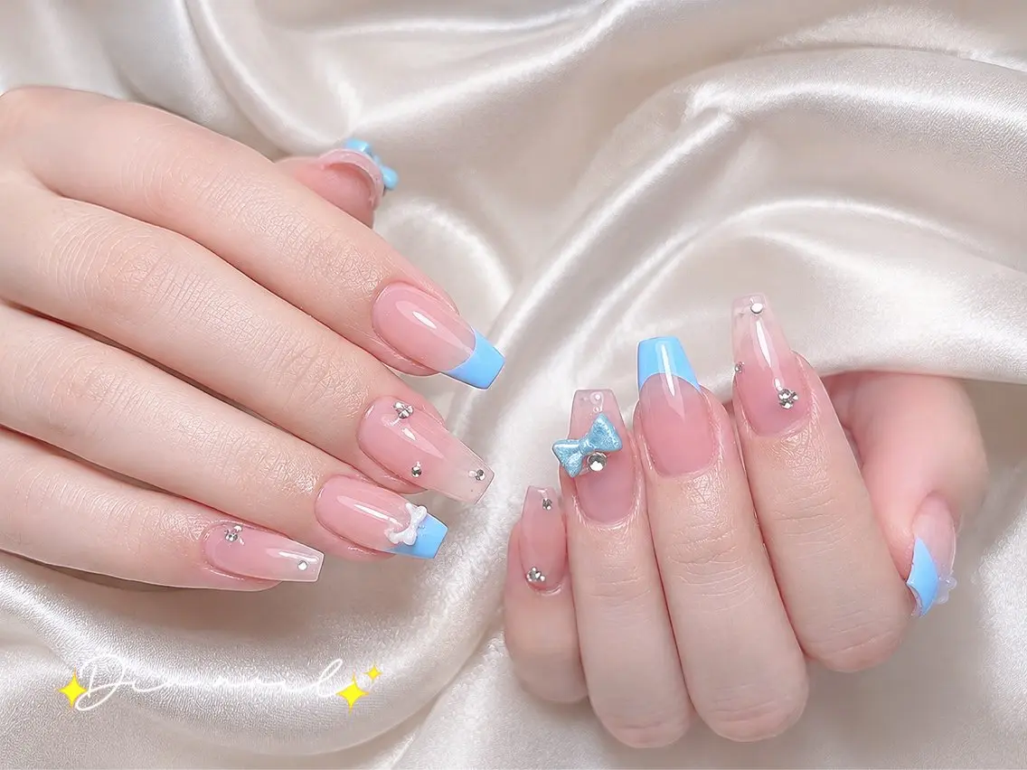 ネイル フットネイル 韓国ネイル レース マグネットネイル ニュアンスネイル ハンドネイル Dia nail サロンのネイルデザイン