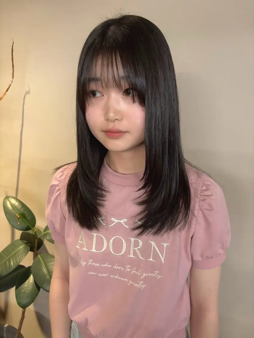 ロング 顔まわりレイヤー レイヤーカット カット zerohair むらなかあやね🐰ᩚのヘアスタイル