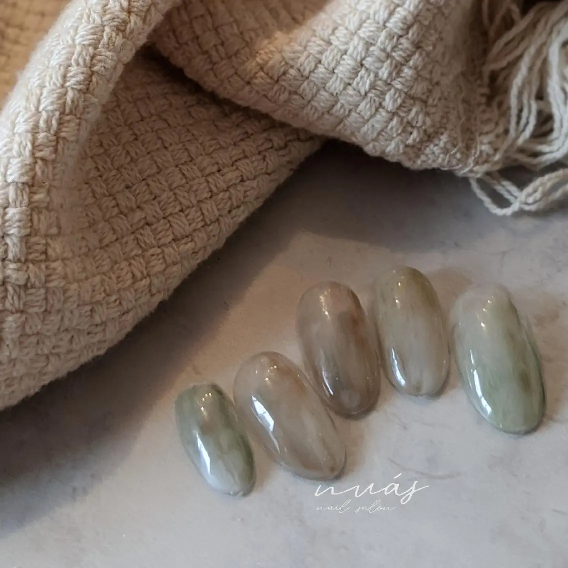 ネイル nuás nail & eyeのネイルデザイン