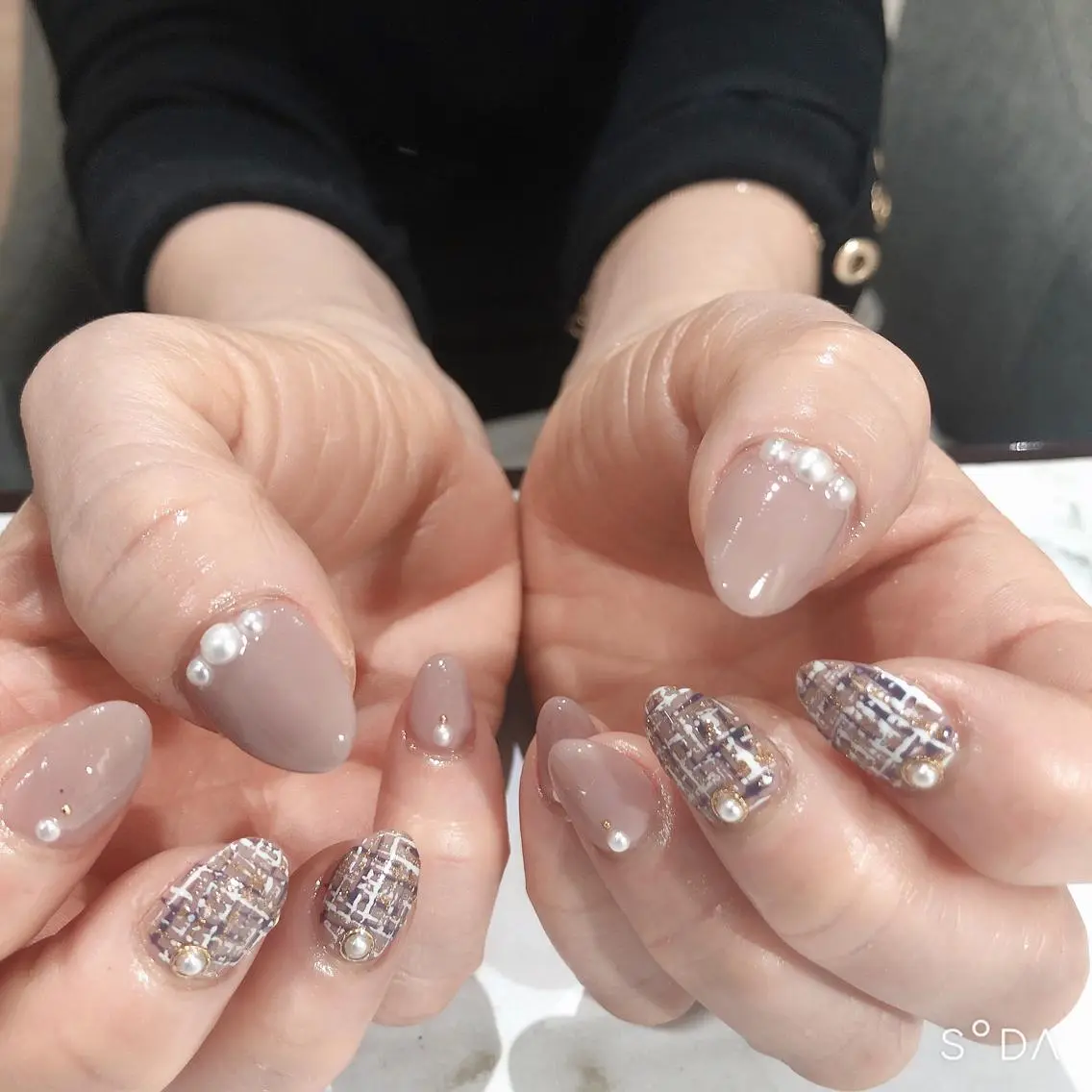 ネイル ハンドネイル 吉野✨ ネイルデザイナー✨のネイルデザイン