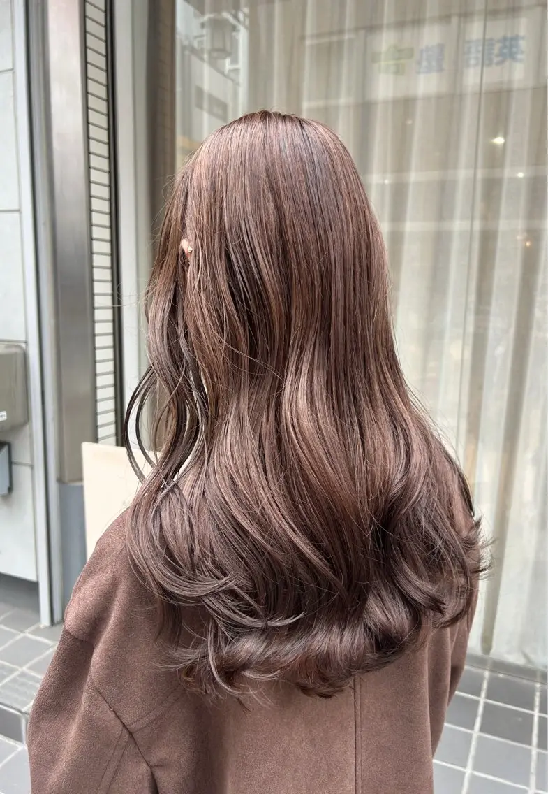 ロング カラー 玉城 琴音のヘアスタイル