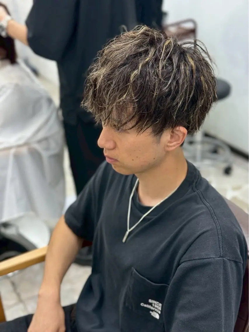 カラー パーマ メンズ カット パーマ 🎩刈り上げ特化🎩 渡邉太耀のヘアスタイル