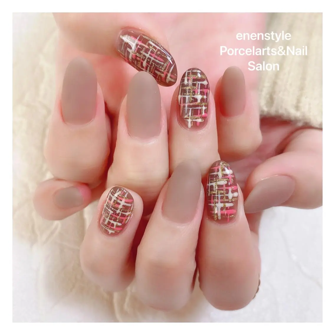 ミディアム ネイル ハンドネイル 🐾enen style 🐾のネイルデザイン