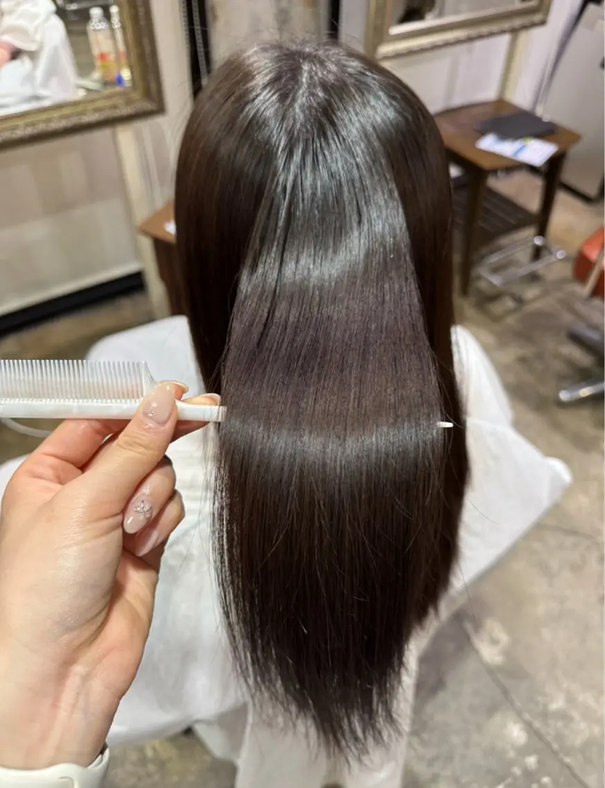 ロング 縮毛矯正 艶カラー/髪質改善 🩶Yukiのヘアスタイル