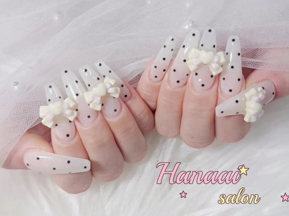 ロング 韓国風ヘア ハンドネイル Hanaai Salon新宿店のネイルデザイン