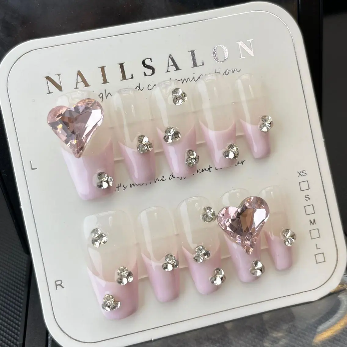 ネイル ジェルネイル スカルプネイル ネイルチップ ハンドネイル ハンドケア 🌸柚葉 🌸のネイルデザイン