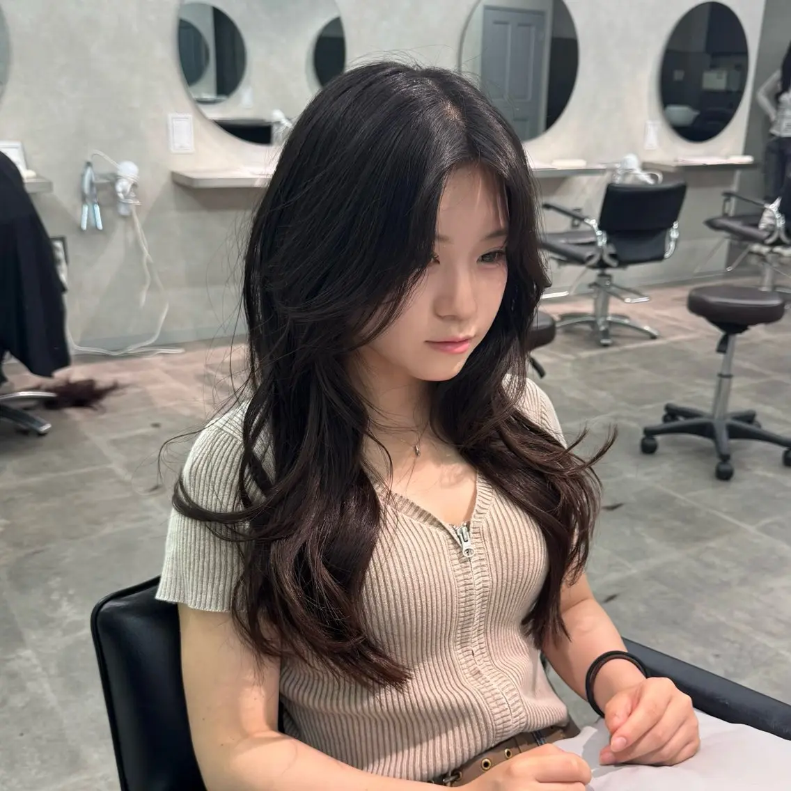 ロング カット 韓国特化🇰🇷千葉 /レイヤーカット竜生のヘアスタイル