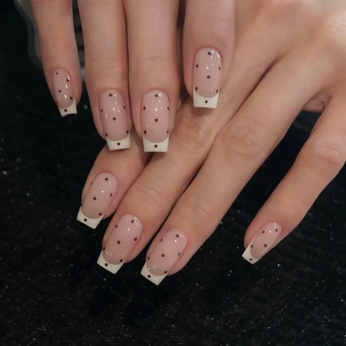 ネイル フットネイル フレンチネイル グラデーション 氷ネイル・うるうるネイル 韓国ネイル ハンドネイル Mixx Nail_ Studioのネイルデザイン