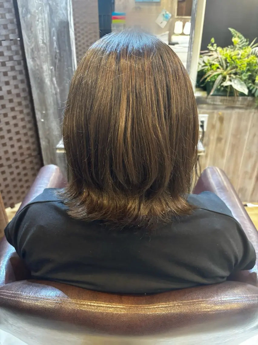 ミディアム 上田 良夢のヘアスタイル