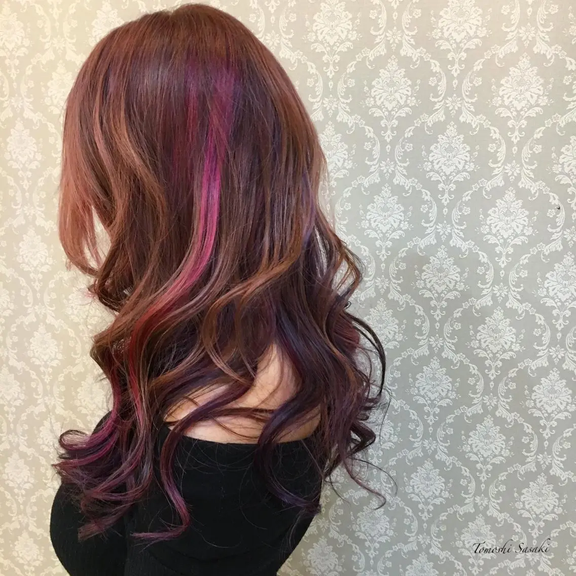 カラー ダブルカラー ピンクカラー ササキ トモシのヘアスタイル