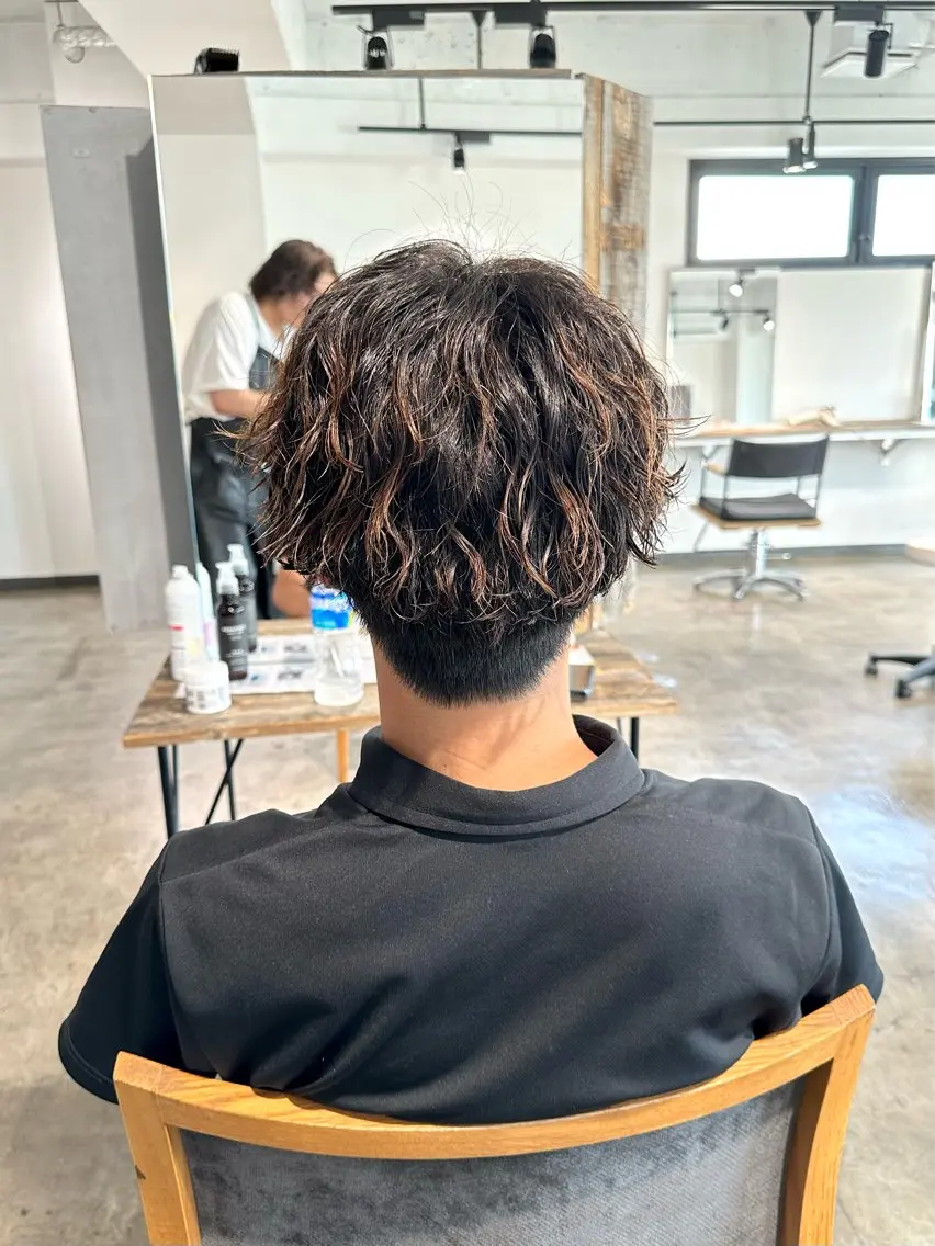 メンズ メンズブリーチ センターパート マッシュ メンズパーマ メンズツイストパーマ カット ヘアカラー パーマ トリートメント 骨格補正施術/メンズ 専門美容師/YUYAのヘアスタイル