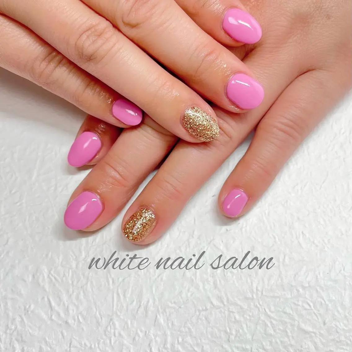 ネイル ジェルネイル ハードジェル ラメ(グリッター) 持ち込み シンプルネイル white nail salonのネイルデザイン