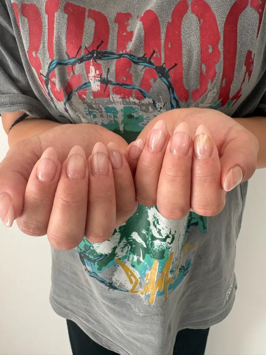 ハンド🤎ベースカラーありフレンチ(オフなし)の写真