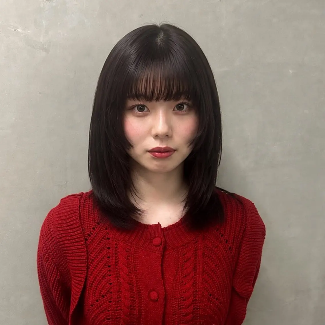 ミディアム ヘアカラー トリートメント momoka｜ 透明感カラーのヘアスタイル