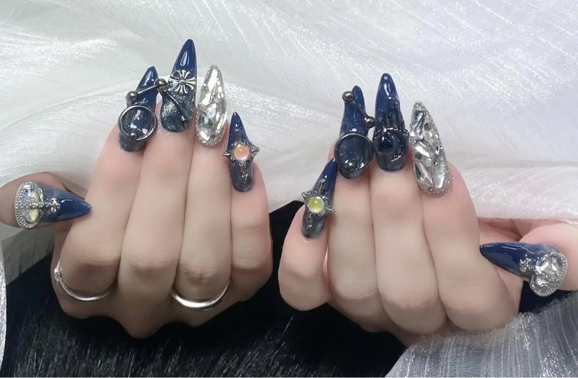 カラー ねね🎀 Melia nailのネイルデザイン