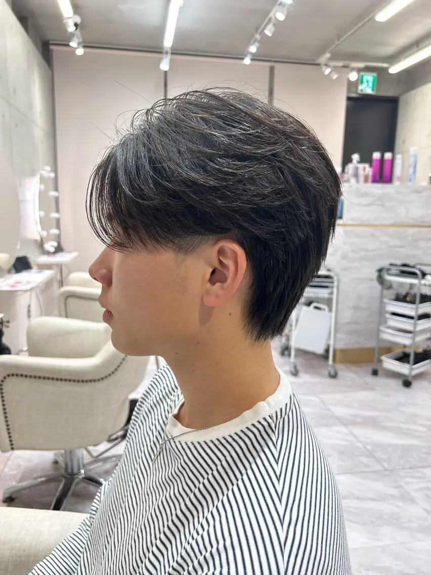 ショート パーマ メンズ カット パーマ 岩城 滉成のヘアスタイル